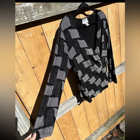 Joseph Ribkoff Black and Gray Blouse - Picture 10 of 10